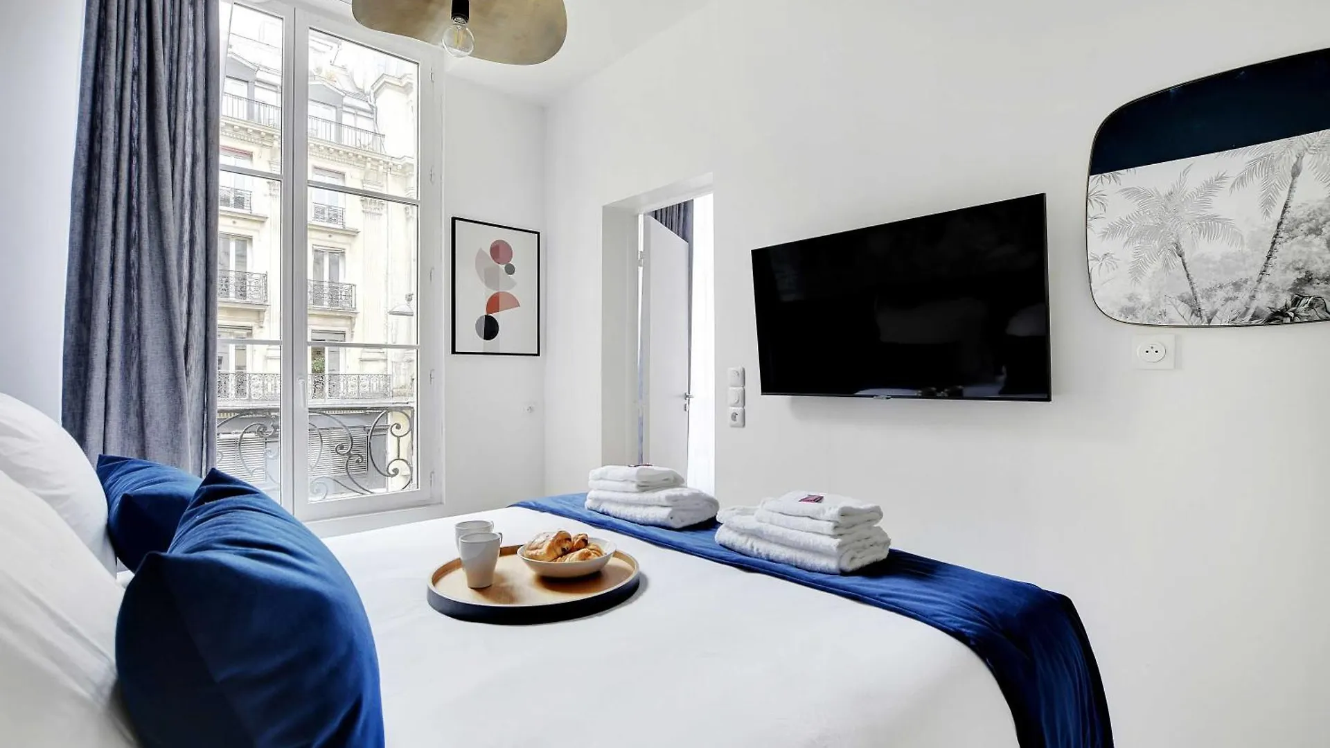 Modern Apartment - 2Br-6P - In Heart Of Le Marais Paryż