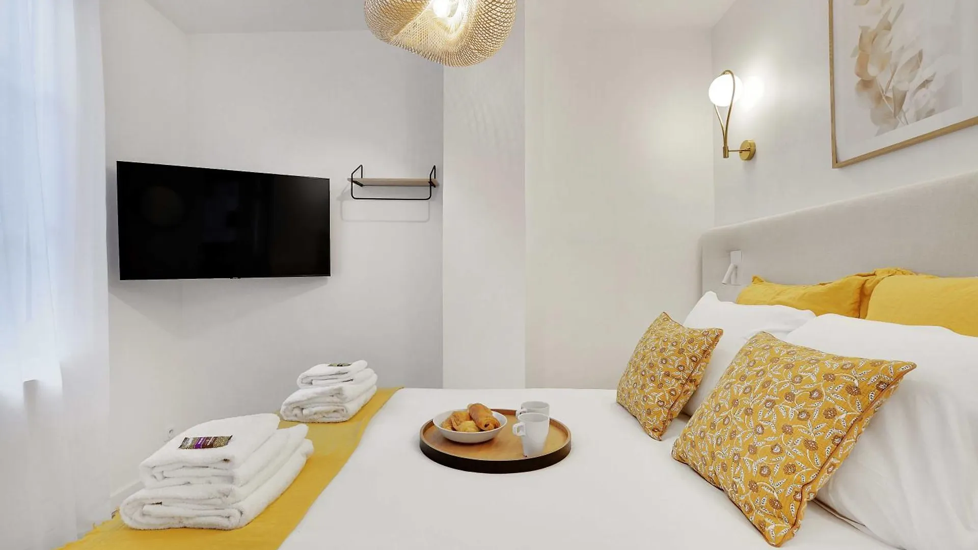 Modern Apartment - 2Br-6P - In Heart Of Le Marais Paris