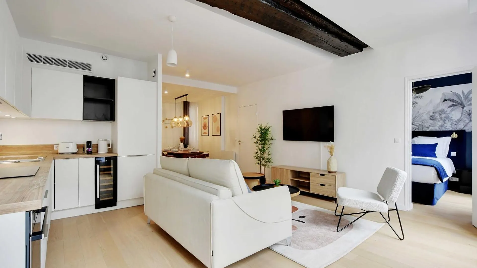 Modern Apartment - 2Br-6P - In Heart Of Le Marais Paris